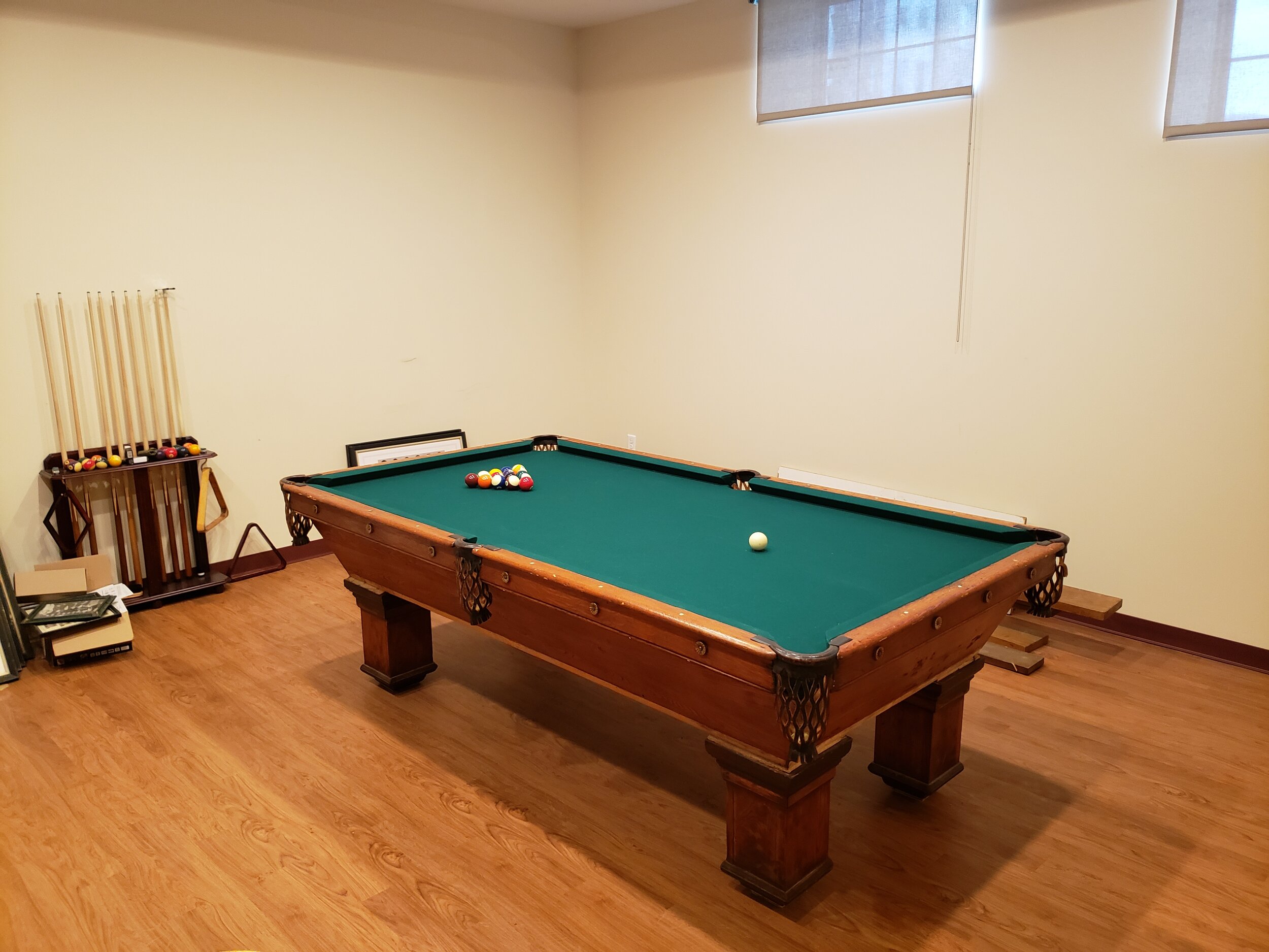 pool/games room